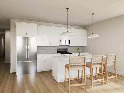 821 W Montrose Ave #23-3, Chicago, IL 60613
