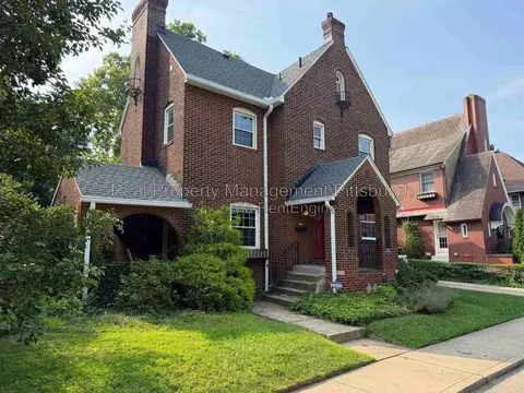 113 Bayard Pl, Pittsburgh, PA 15213
