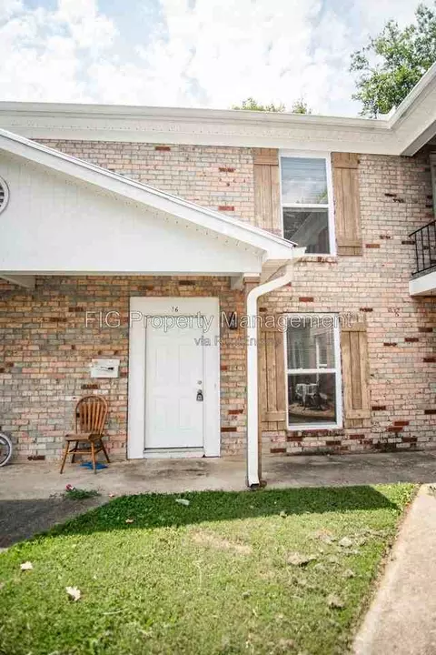 5401 Scenicwood Rd #16, Knoxville, TN 37912