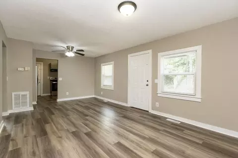 912 Tunnel Blvd, Chattanooga, TN 37411