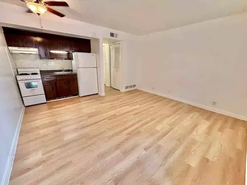 1221 S 3rd St, Louisville, KY 40203