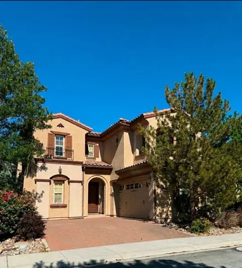 10850 Serratina Dr, Reno, NV 89521