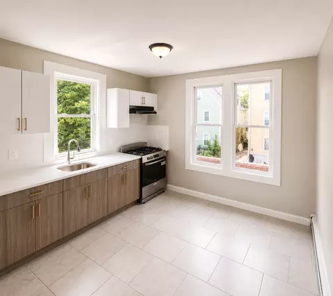 27-29 N Munn Ave #2C, Newark, NJ 07106