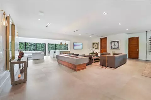 Undisclosed, Miami, FL 33133