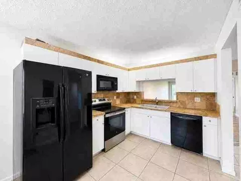 340 NW 67th St, Boca Raton, FL 33487