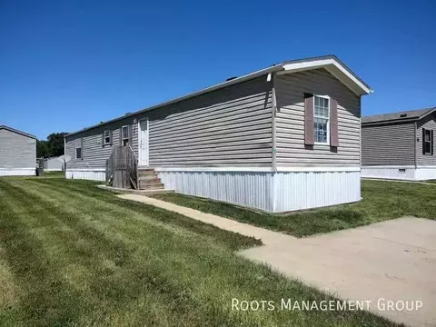 129 Pine Bluff Rd #129, Flint, MI 48504