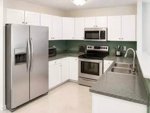 1710 Shoreside Cir, Wellington, FL 33414
