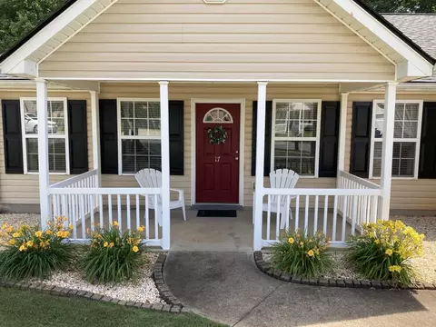 17 Landing Ln #NA, Simpsonville, SC 29681