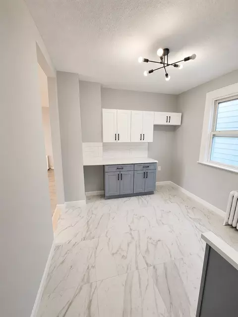 100 Smith St #1C, Newark, NJ 07106