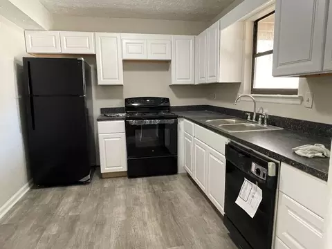 2526 Sweetridge Ct, Lithia Springs, GA 30122