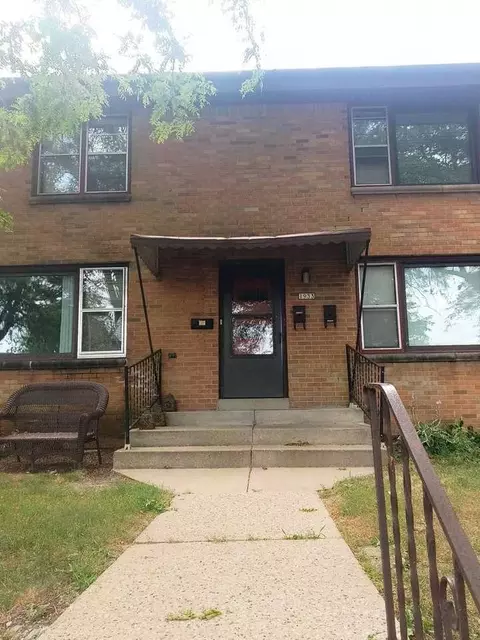 1933 E Oklahoma Ave, Milwaukee, WI 53207