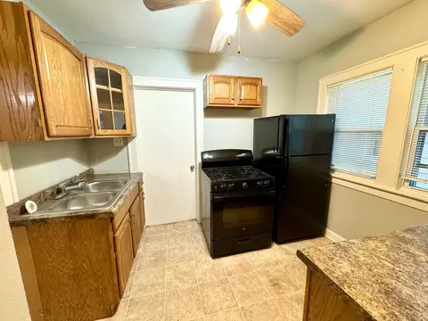 1506 S 81st St #1506, West Allis, WI 53214