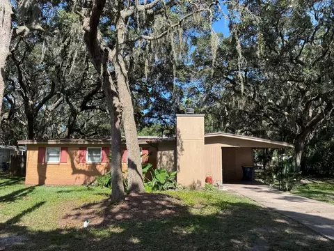 108 N 19th St, Fernandina Beach, FL 32034