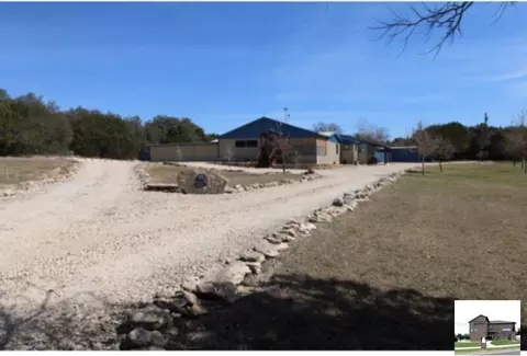 2809 Connell St, Kempner, TX 76539