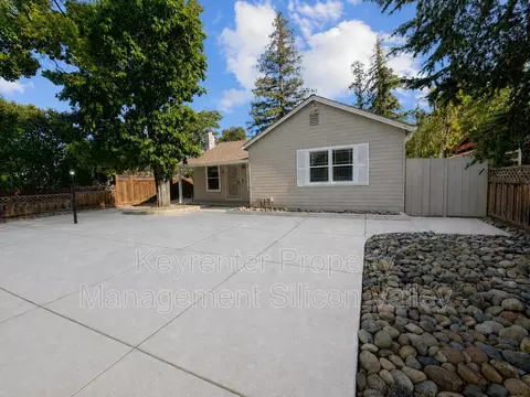 656 Curtner Ave, Campbell, CA 95008