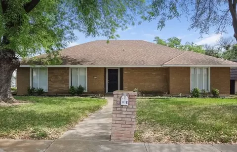 6616 Braddock Pl, Dallas, TX 75232
