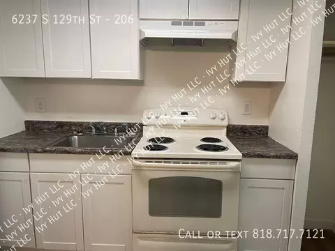 6237 S 129th St #206, Seattle, WA 98178