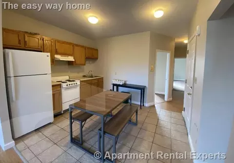 239 Columbia St #1, Cambridge, MA 02139