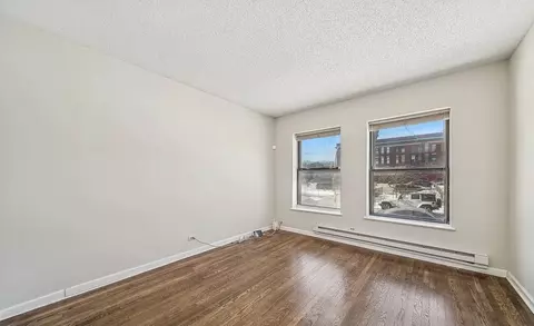 5335 S Ellis Ave #B1, Chicago, IL 60615