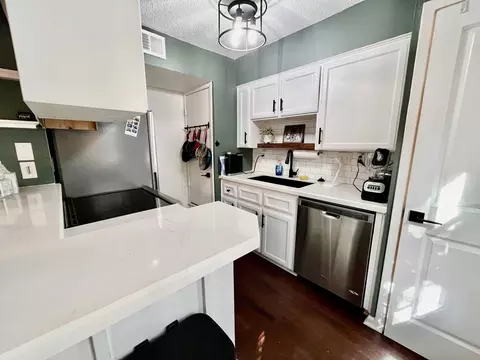 7405 Shadow Hill Dr #7405, Austin, TX 78731