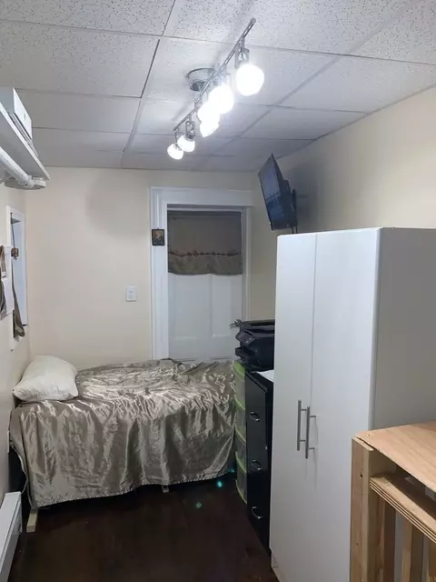 39 Farquhar St #OFFICE, Roslindale, MA 02131