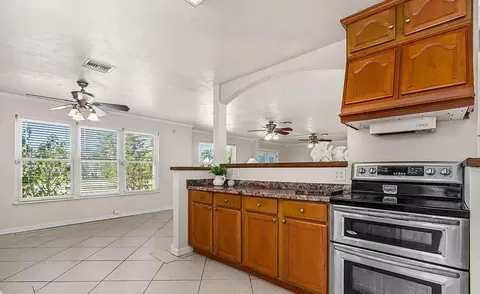 863 Riverside Dr, Ormond Beach, FL 32176 photo 10