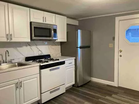 324 Granite St #C, Quincy, MA 02169