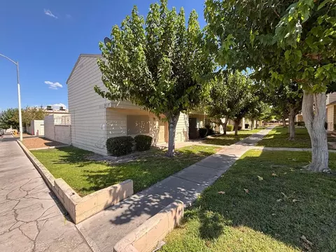 4651 Mill Valley Dr, Las Vegas, NV 89120