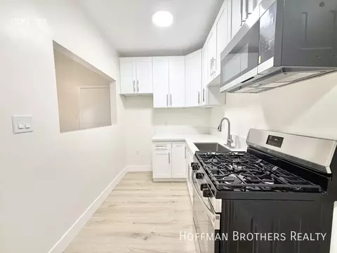 723 E 3rd St #1, Long Beach, CA 90802