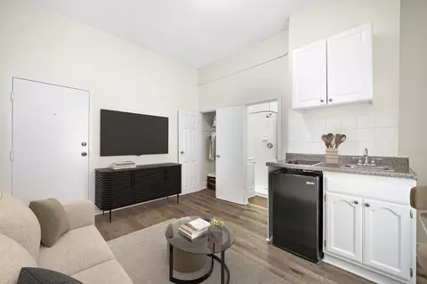729 S Union Ave #237, Los Angeles, CA 90017