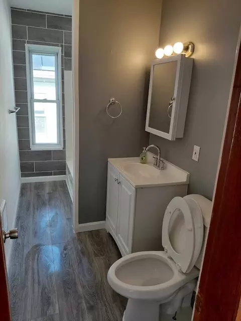 21 Whipple St #1, Worcester, MA 01607