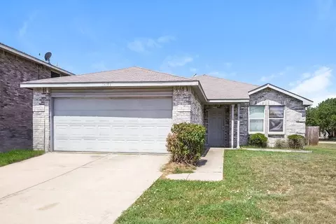 16153 Shawnee Trl, Justin, TX 76247
