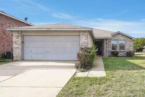 16153 Shawnee Trl, Justin, TX 76247