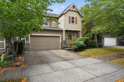 1756 SE Gerhard Dr, Hillsboro, OR 97123