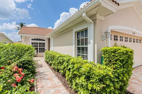 12855 Devonshire Lakes Cir, Fort Myers, FL 33913