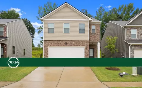 2443 Peak Ridge Ln, Gainesville, GA 30504