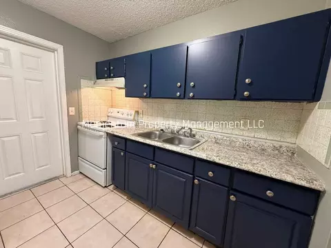 10401 N 11th St, Tampa, FL 33612