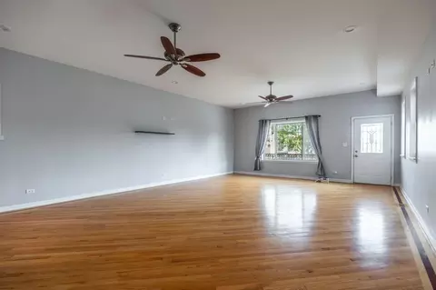 1327 W Walton St #2, Chicago, IL 60642