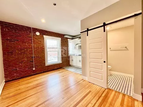 1729 N Pennsylvania St #202, Denver, CO 80203