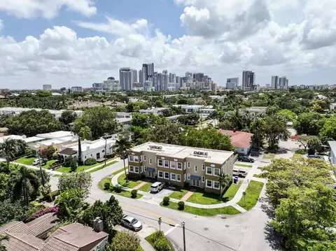 403 NE 16th Ave #7, Fort Lauderdale, FL 33301