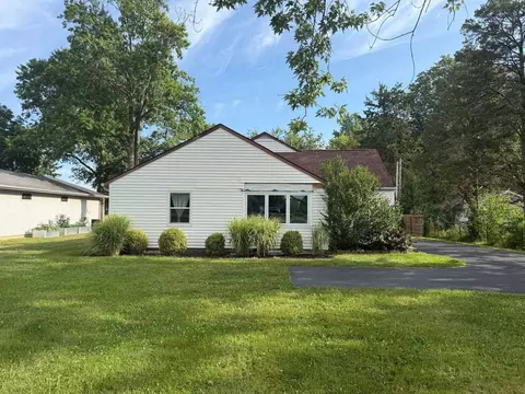 7149 Stellhorn Rd, Fort Wayne, IN 46815