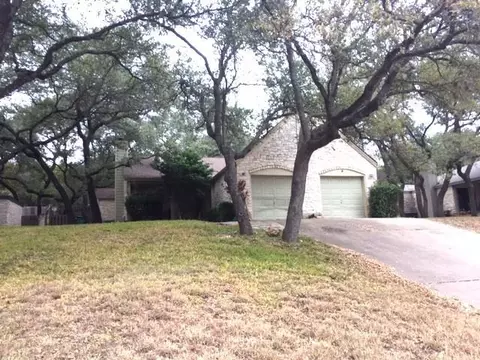 373 Fantail Loop #B, Lakeway, TX 78734