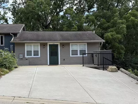 317 Wilson St #317, Mount Horeb, WI 53572