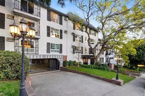 1222 N Olive Dr #409, West Hollywood, CA 90069