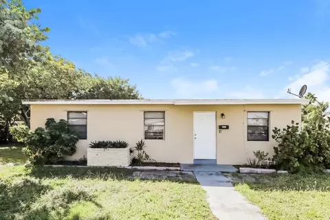 1589 NW 5th Ave, Pompano Beach, FL 33060