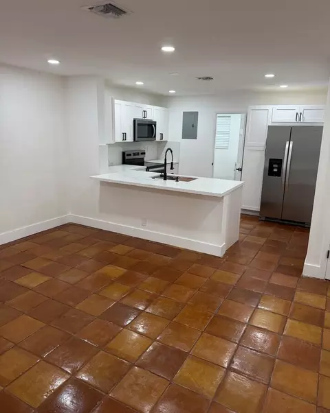 850 SW 12th Ct #850, Fort Lauderdale, FL 33315