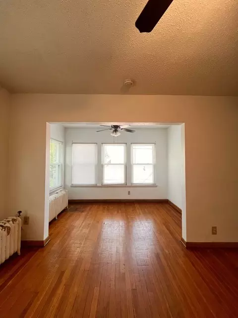3438 University Ave #1, Des Moines, IA 50311