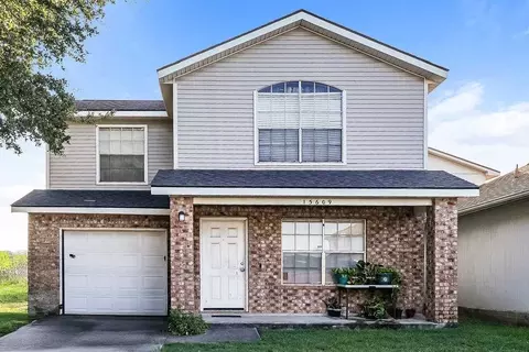 15609 Aiken Ln, Houston, TX 77032