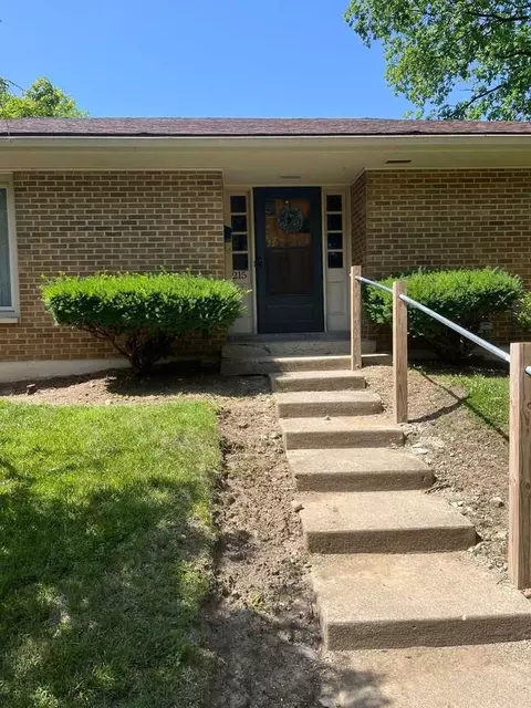 215 Marlay Rd, Dayton, OH 45405