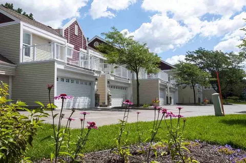 889 Wescott Sq #889, Eagan, MN 55123